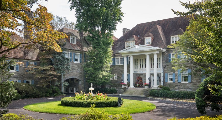 Large home in the Philly market